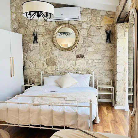 Sadele Hacimemis Homestay Cesme